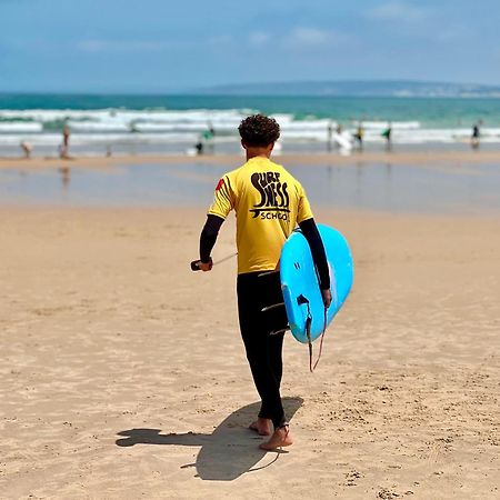 Surfness Lodge バレアル エクステリア 写真